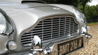 Illustration for article titled James Bond’s Aston Martin DB5 Is For Sale